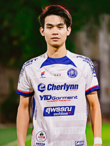 รวิชญ์ ผิวฝาด